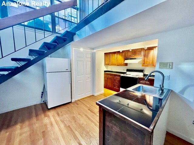 1 bed, 1 bath apartment for rent at 30 Battery St Unit 1B, North End — photo 20 of 23