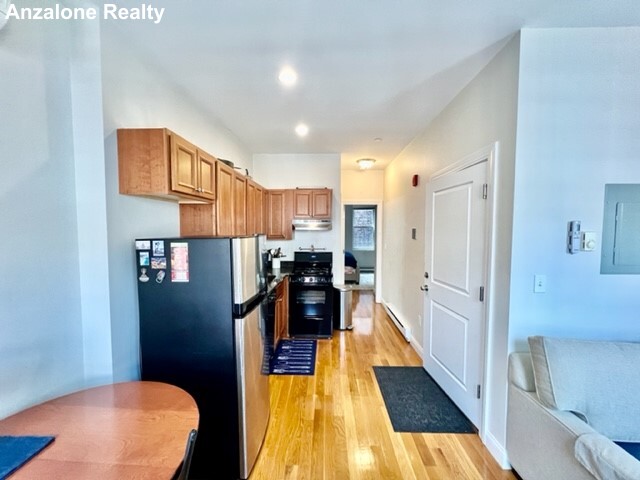 26 Cooper St, North End