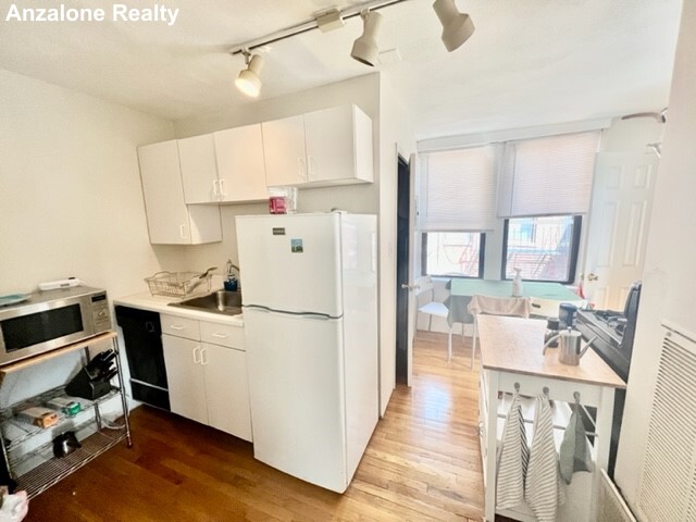 24 Stillman St, North End