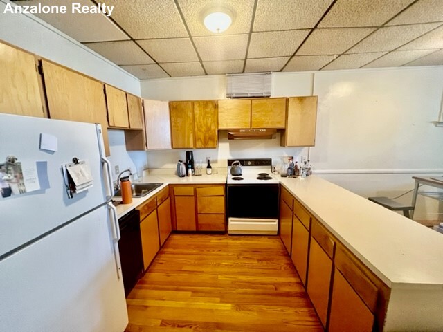 488 Commercial St, North End