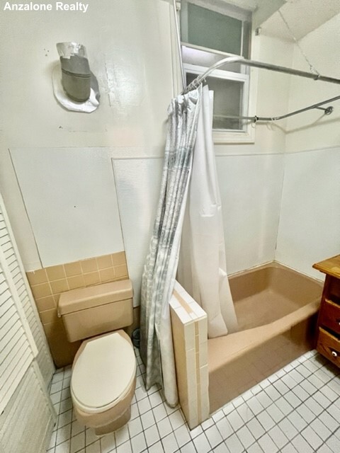 488 Commercial St, North End