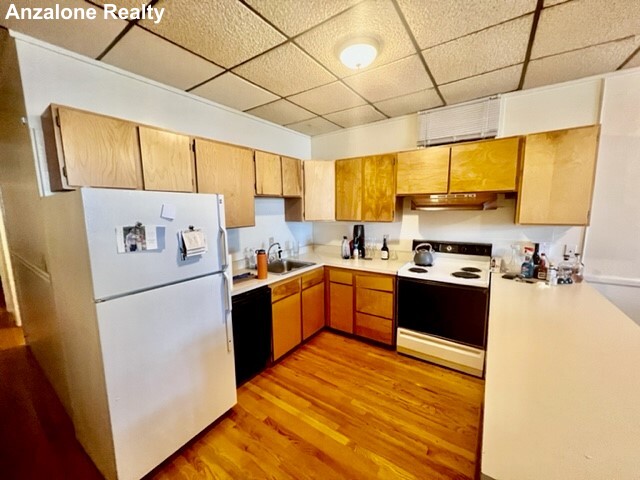 488 Commercial St, North End