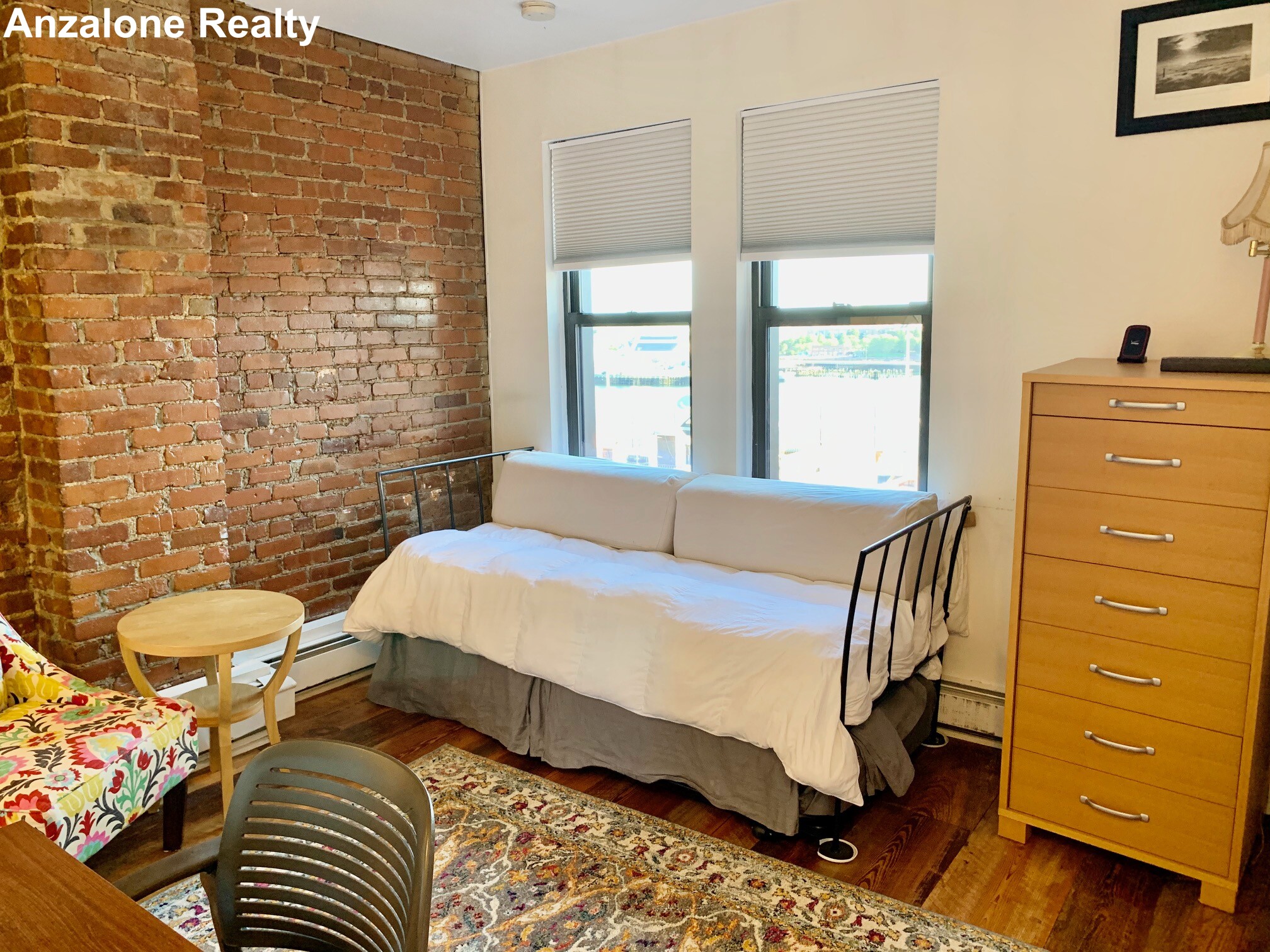 57 Charter St, North End