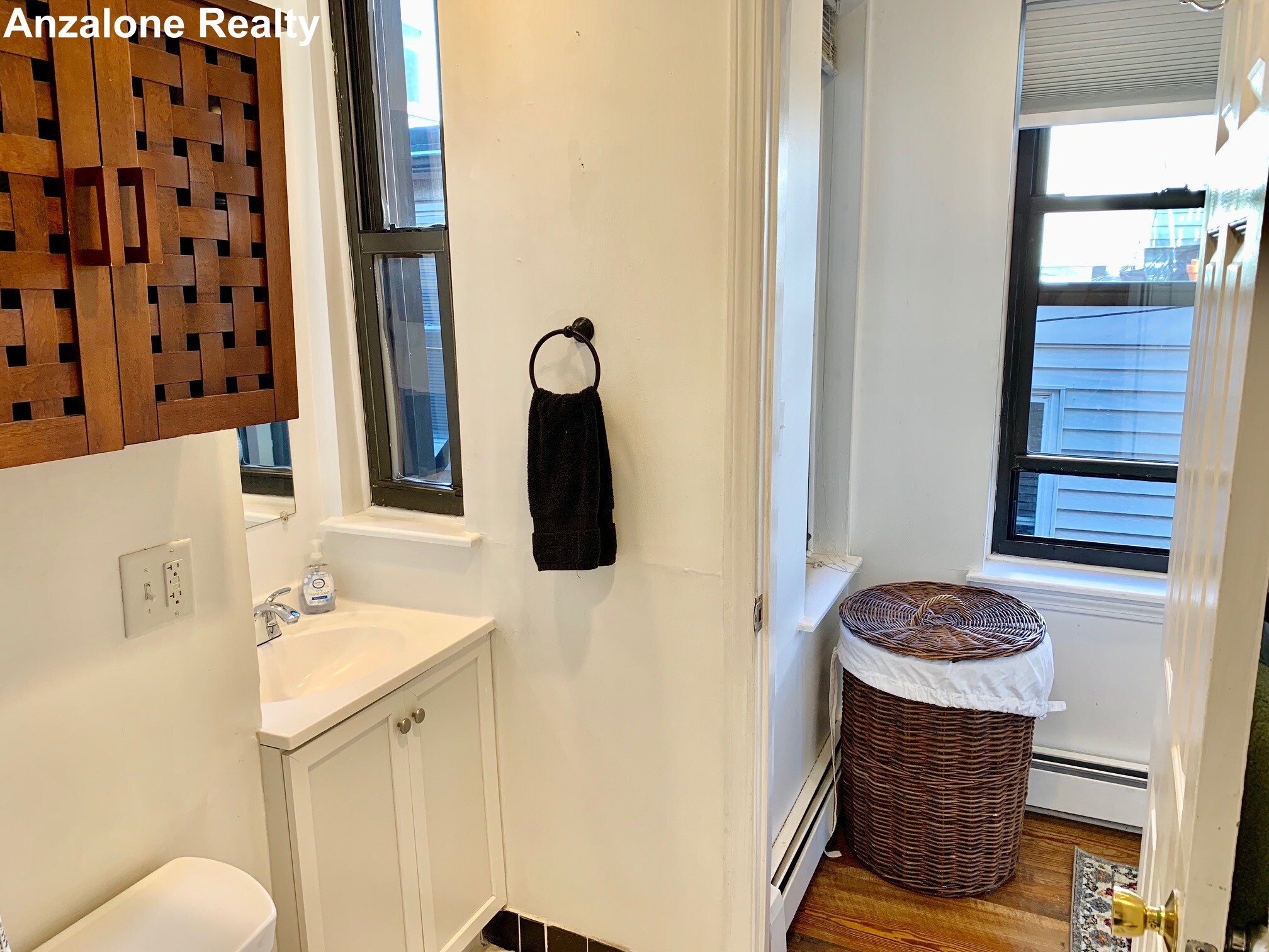 57 Charter St, North End