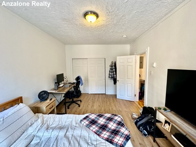 408 Hanover St, North End