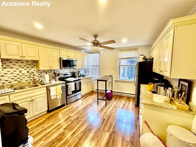 408 Hanover St, North End