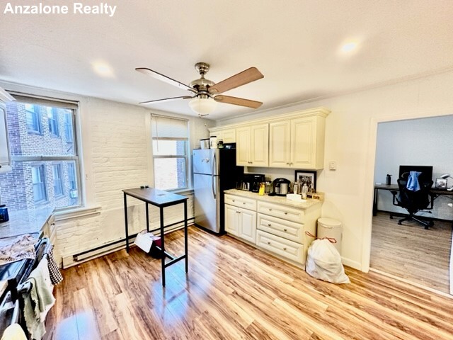 408 Hanover St, North End