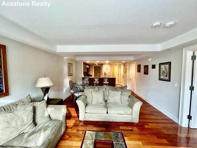 2 Battery Wharf, Waterfront