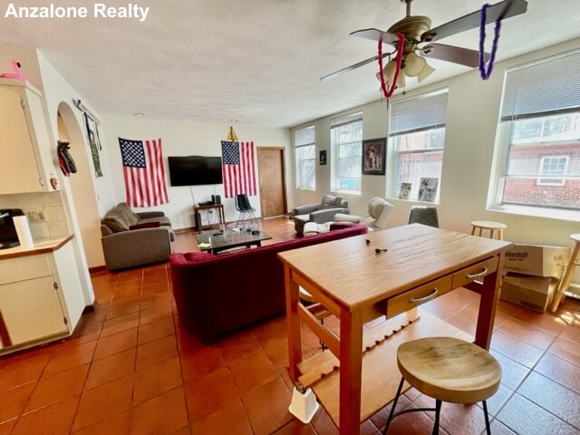 110 Salem St, North End