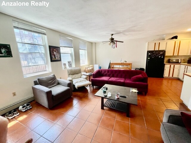 110 Salem St, North End