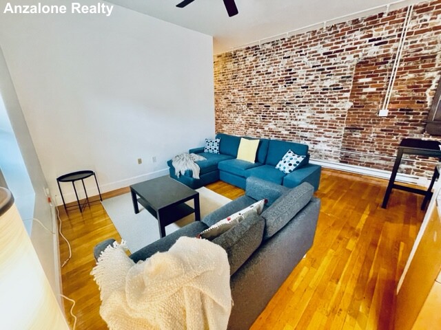 31 Parmenter St, North End