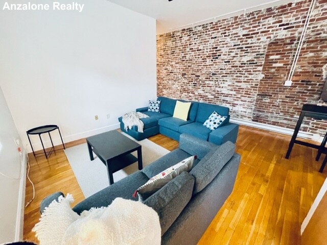 31 Parmenter St, North End