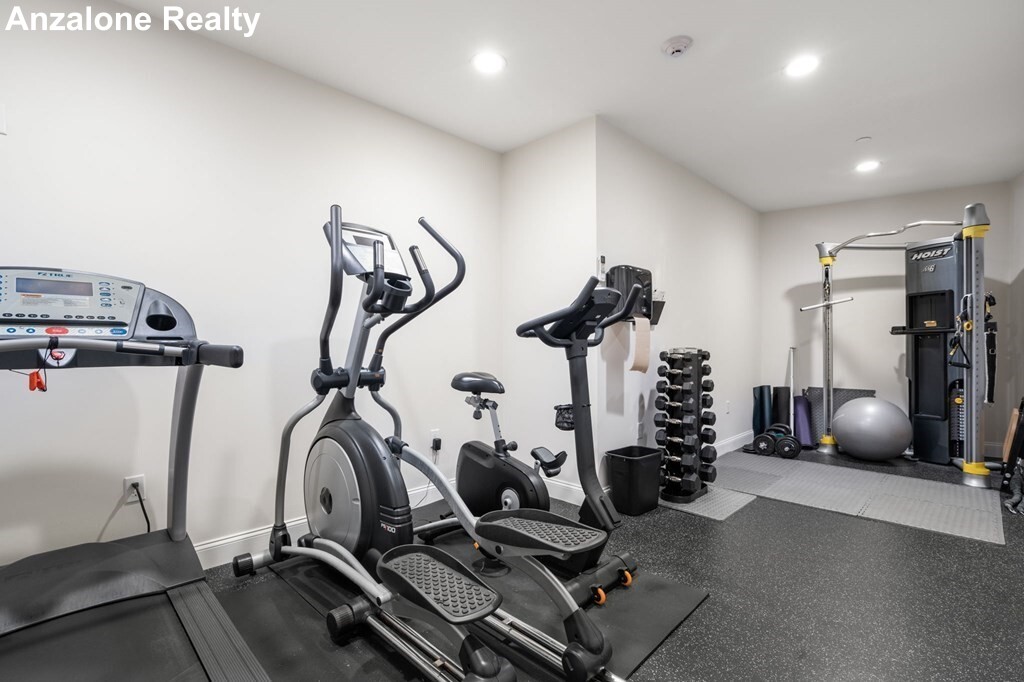 463 Rutherford Ave, Charlestown