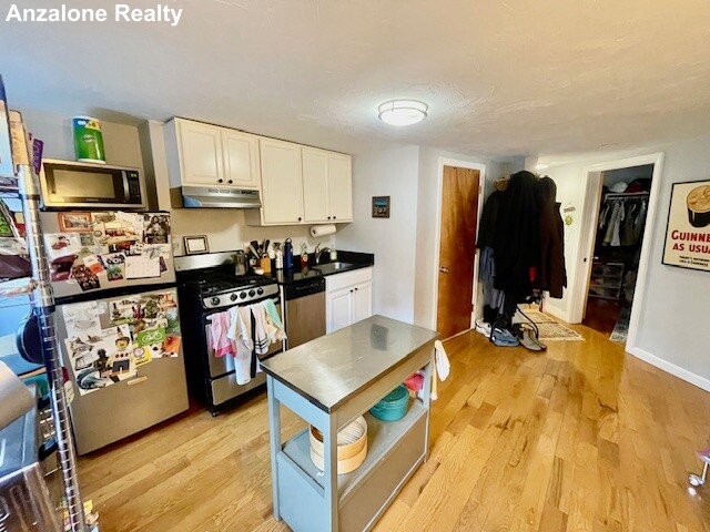 356 Hanover St, North End