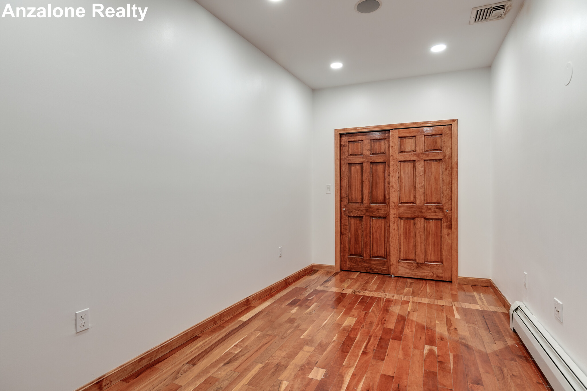 408 Hanover St, North End