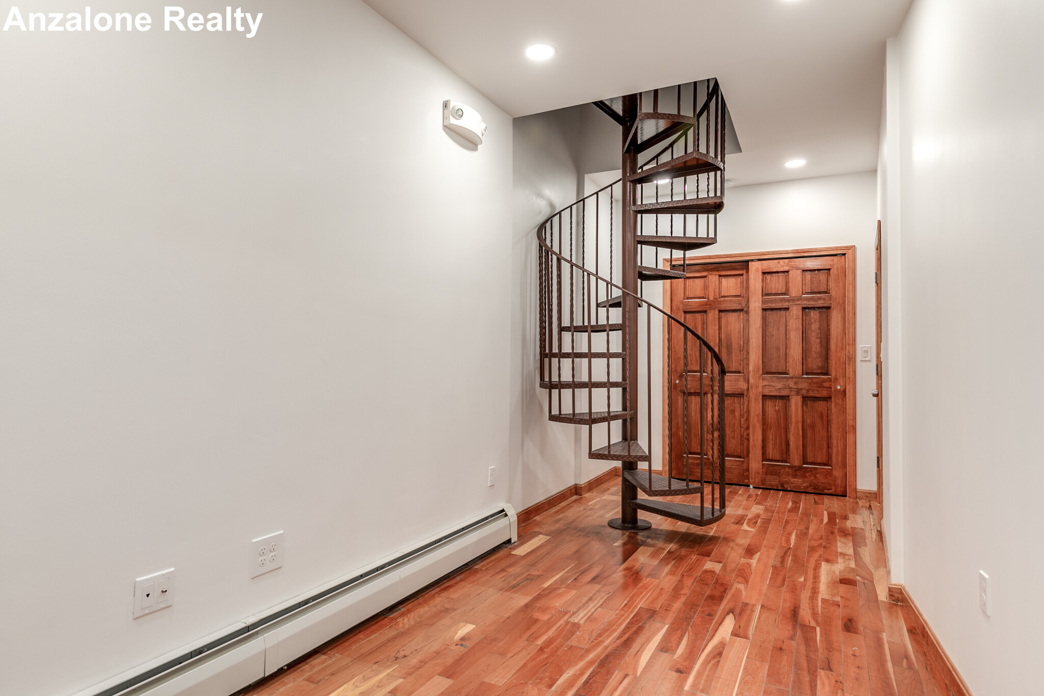 408 Hanover St, North End