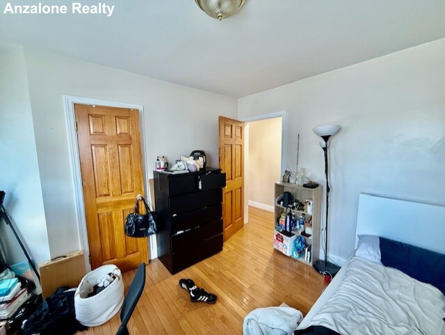 279 Pearl - 3,975USD / month