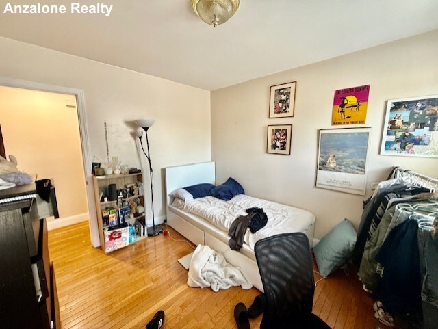 279 Pearl - 3,975USD / month