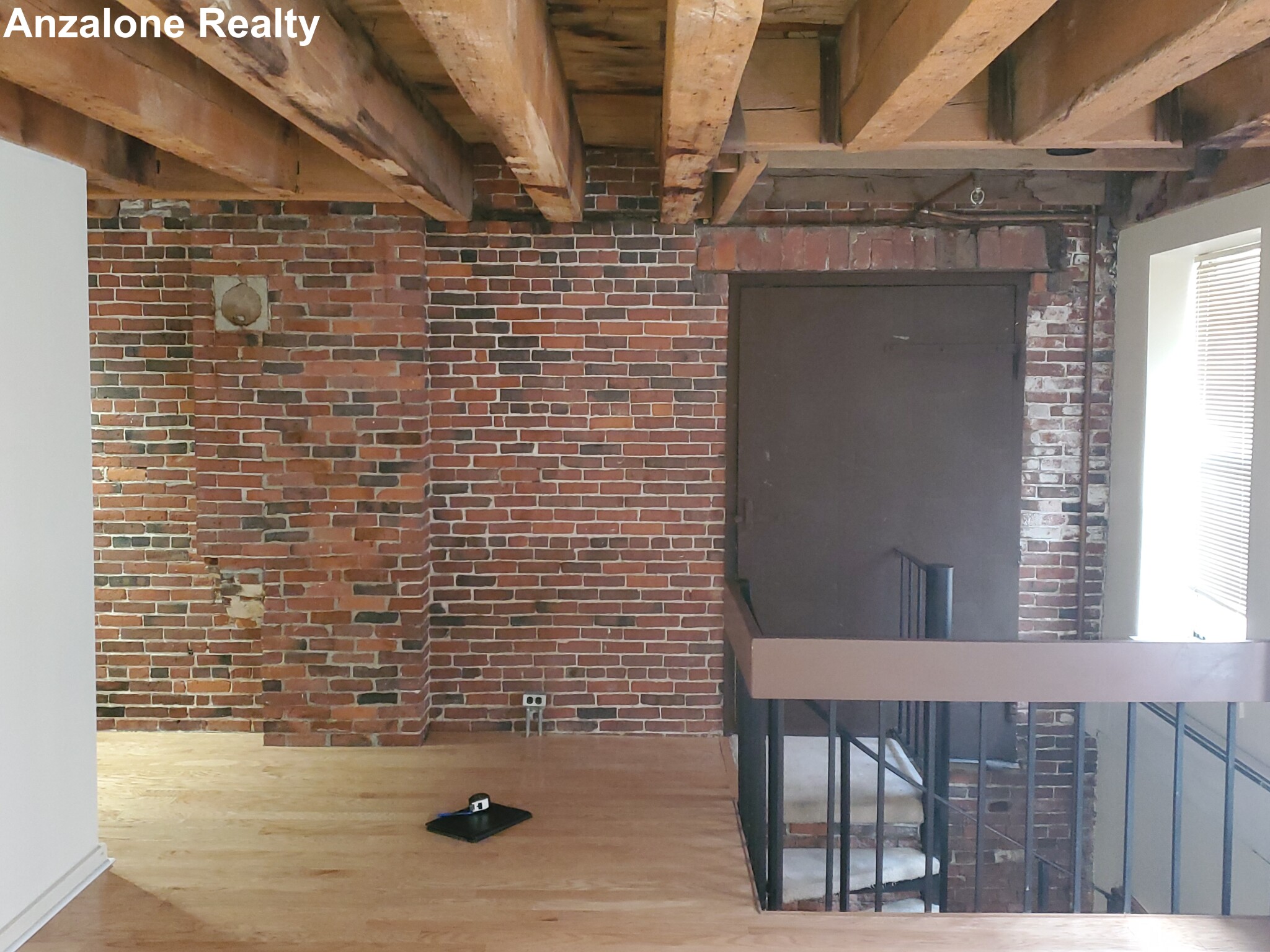 57 Fulton - 3,600USD / month