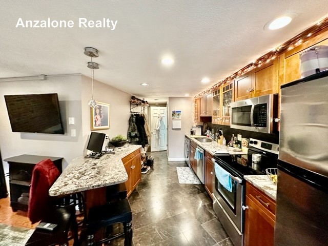 Photos of apartment on Salem St.,Boston MA 02113