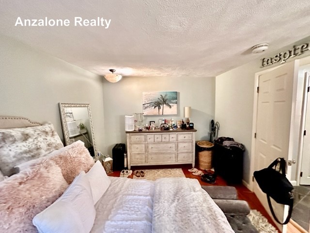 Photos of apartment on Salem St.,Boston MA 02113