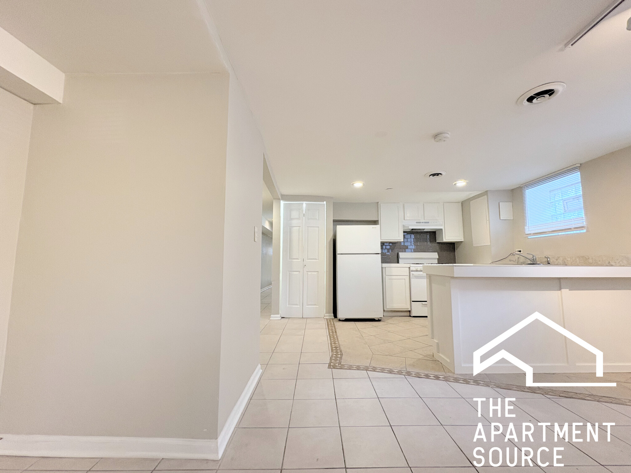 125 South Leavitt - 2,300USD / month