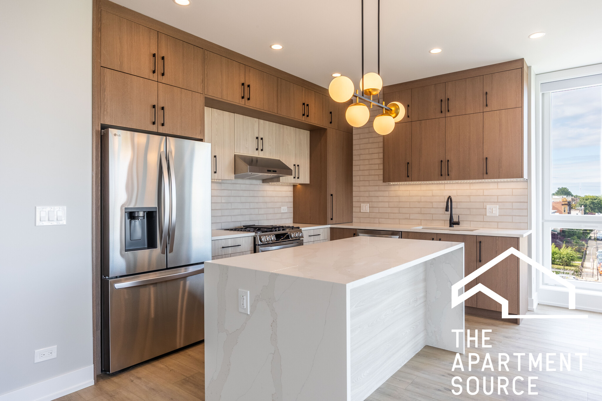 2355 West Flournoy, Chicago, IL - 3,250 USD/ month