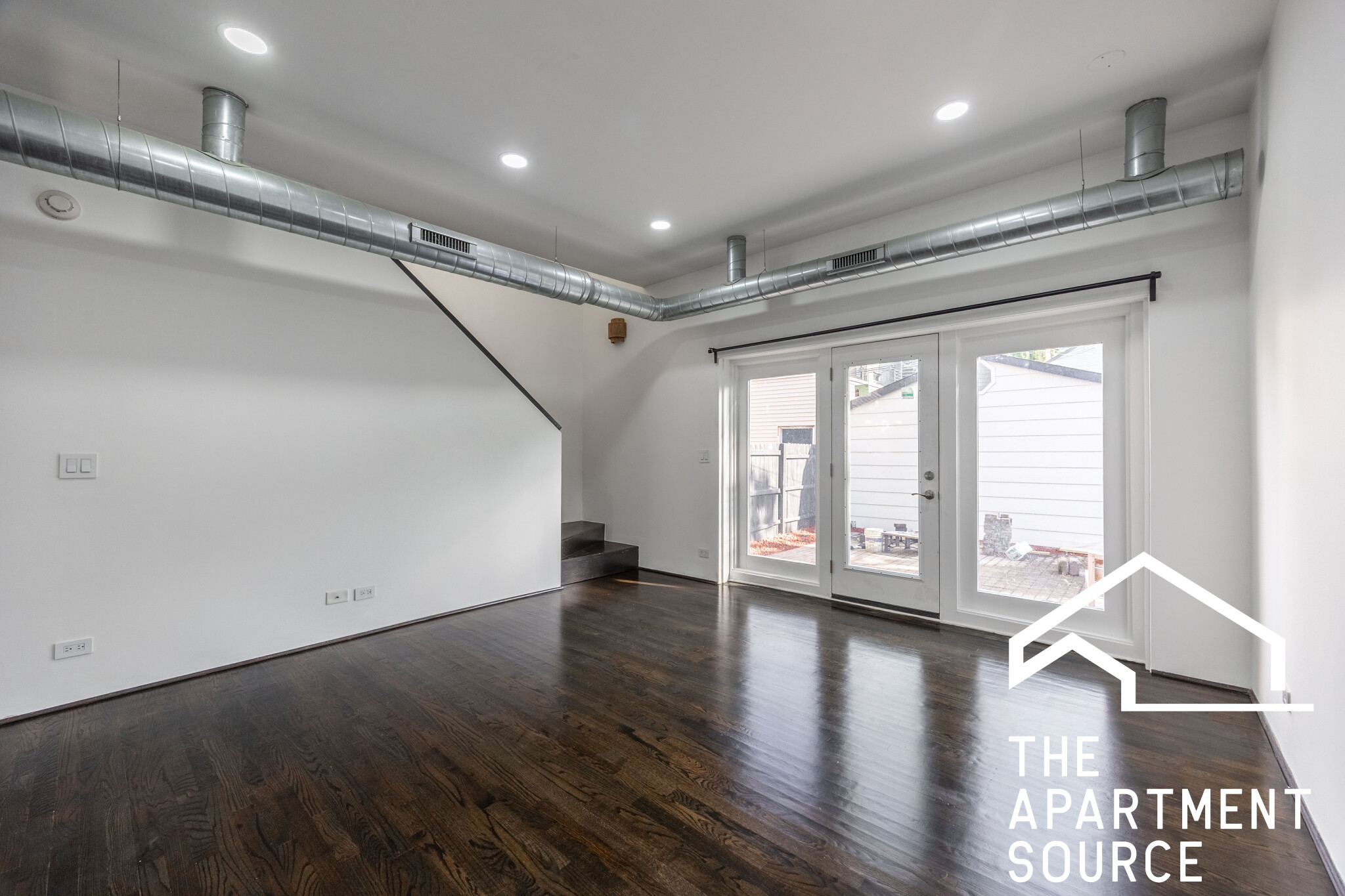 913 North Honore, Chicago, IL - 3,600 USD/ month