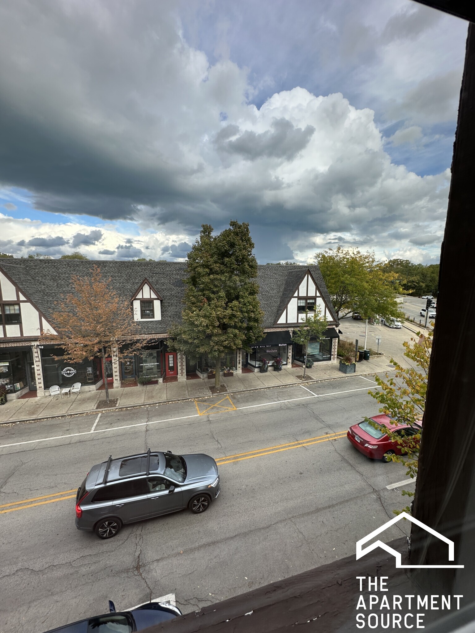 894A Green Bay Rd., Winnetka, IL - 1,750 USD/ month