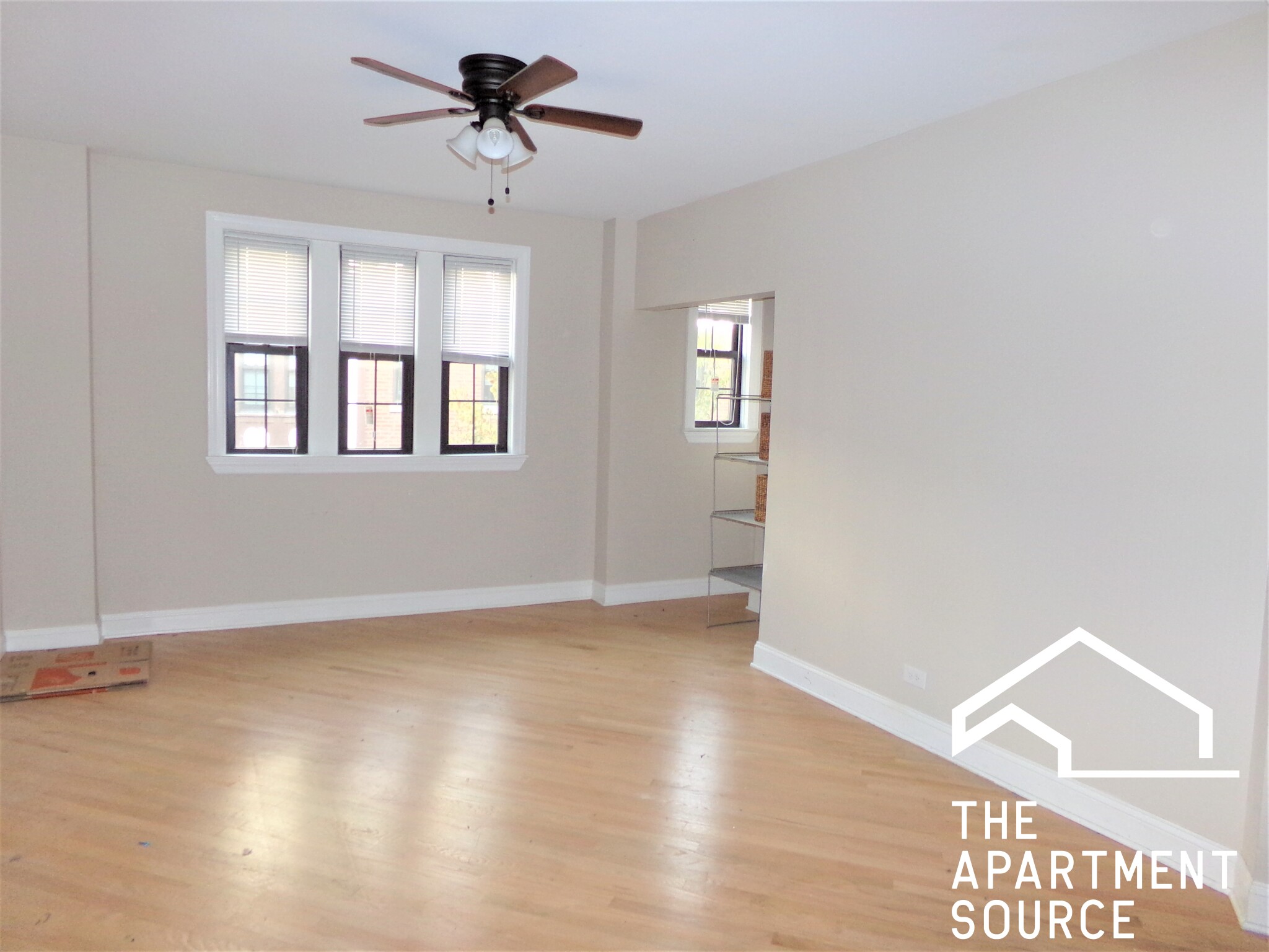 894A Green Bay Rd., Winnetka, IL - 2,295 USD/ month