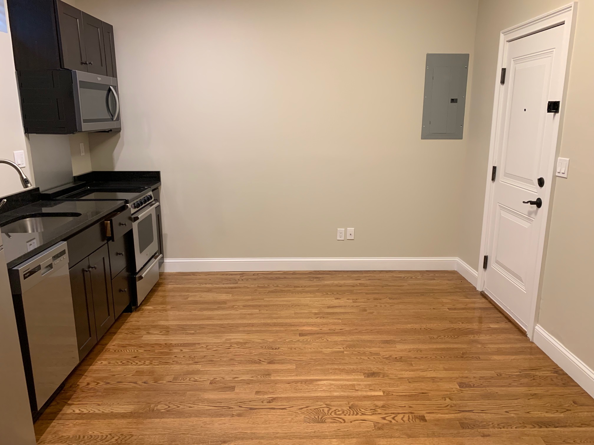 1 bed, 1 bath apartment for rent at 534 Columbus Ave Unit 1B, South End — photo 9 of 16