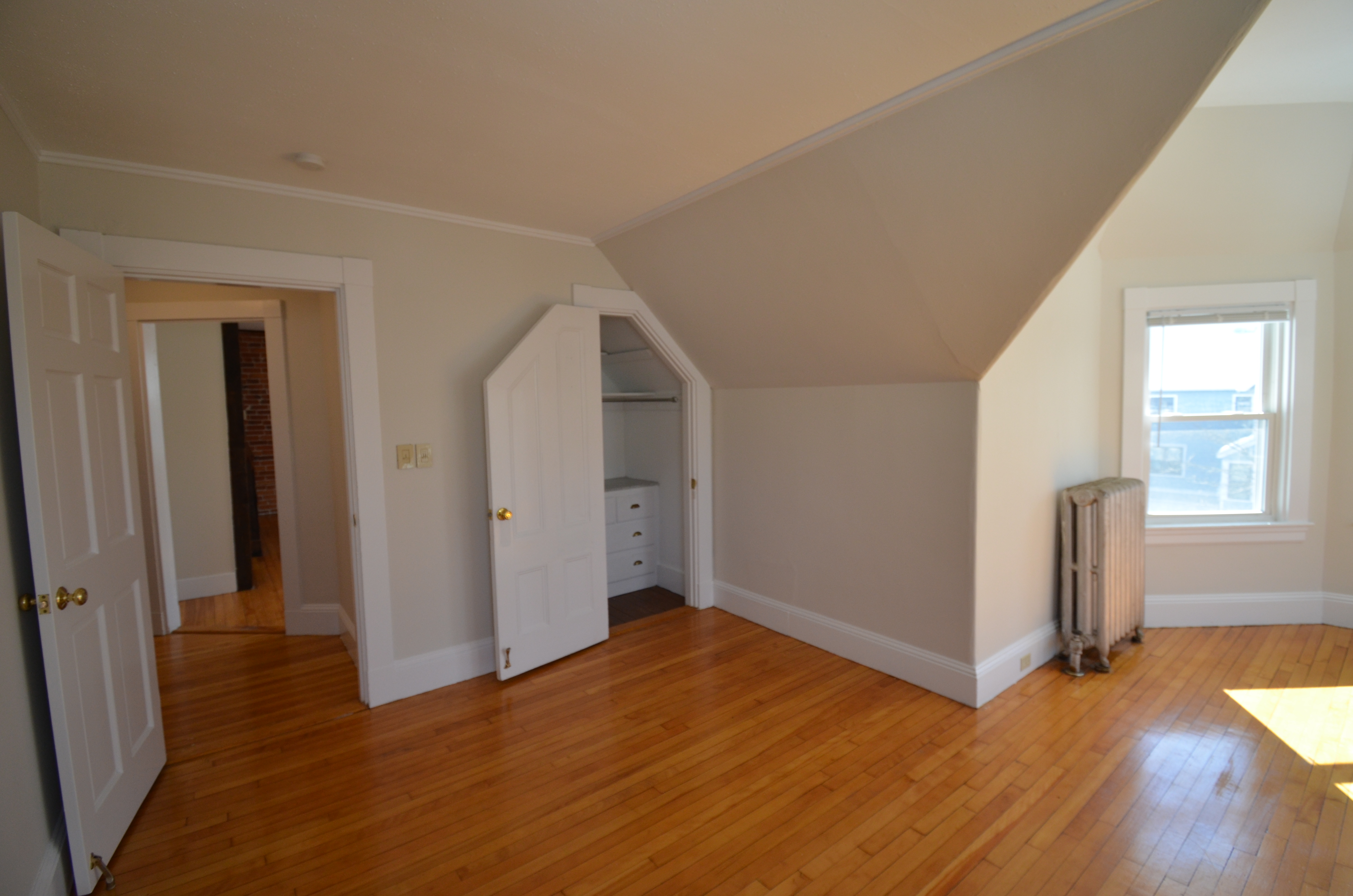 2 bed, 1 bath apartment for rent at 5 Fairbanks St Unit 3, Washington Square — photo 13 of 19