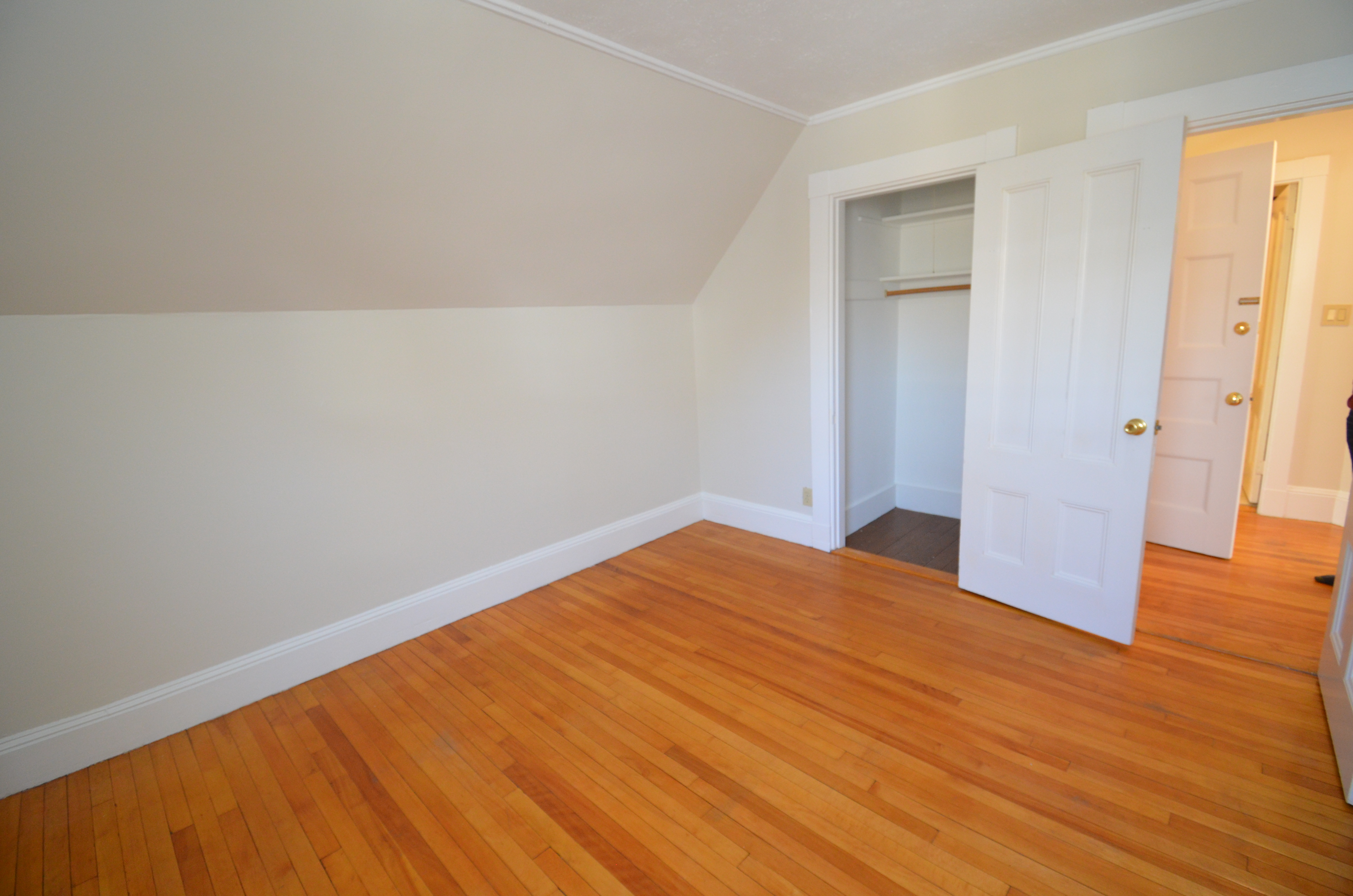 2 bed, 1 bath apartment for rent at 5 Fairbanks St Unit 3, Washington Square — photo 7 of 19
