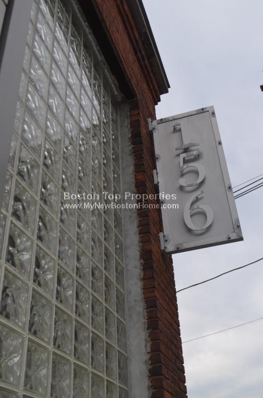 156 Porter St, East Boston
