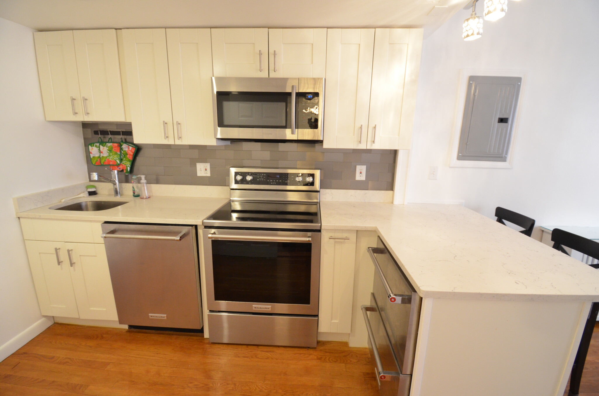Photos of apartment on Saint Botolph St.,Boston MA 02115