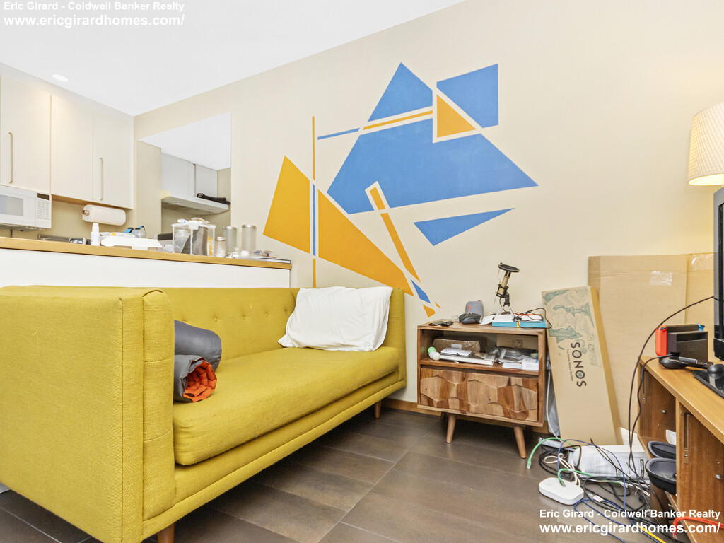 Photos of apartment on Longwood Ave.,Brookline MA 02446