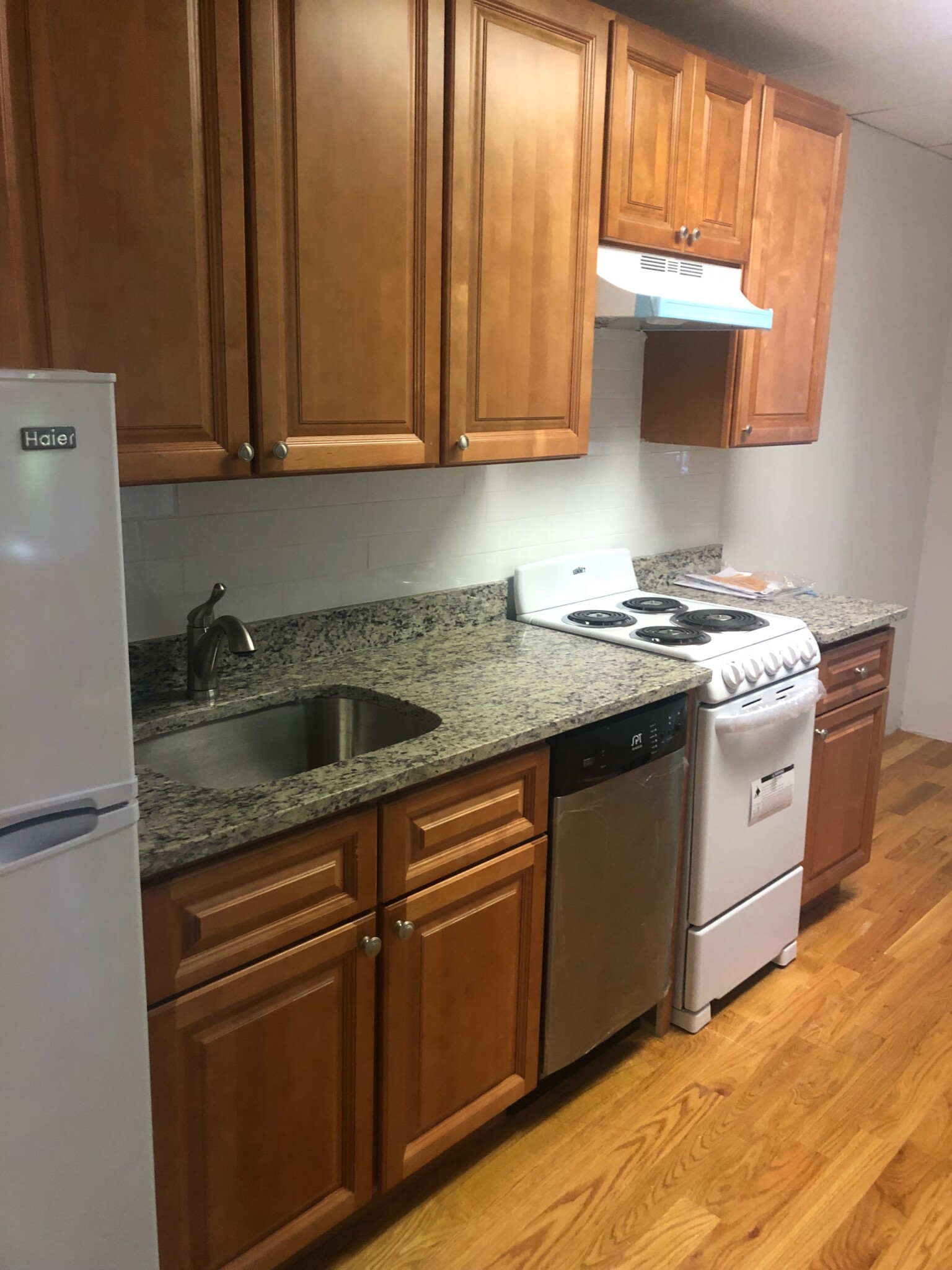 199 Strathmore Rd, Brighton