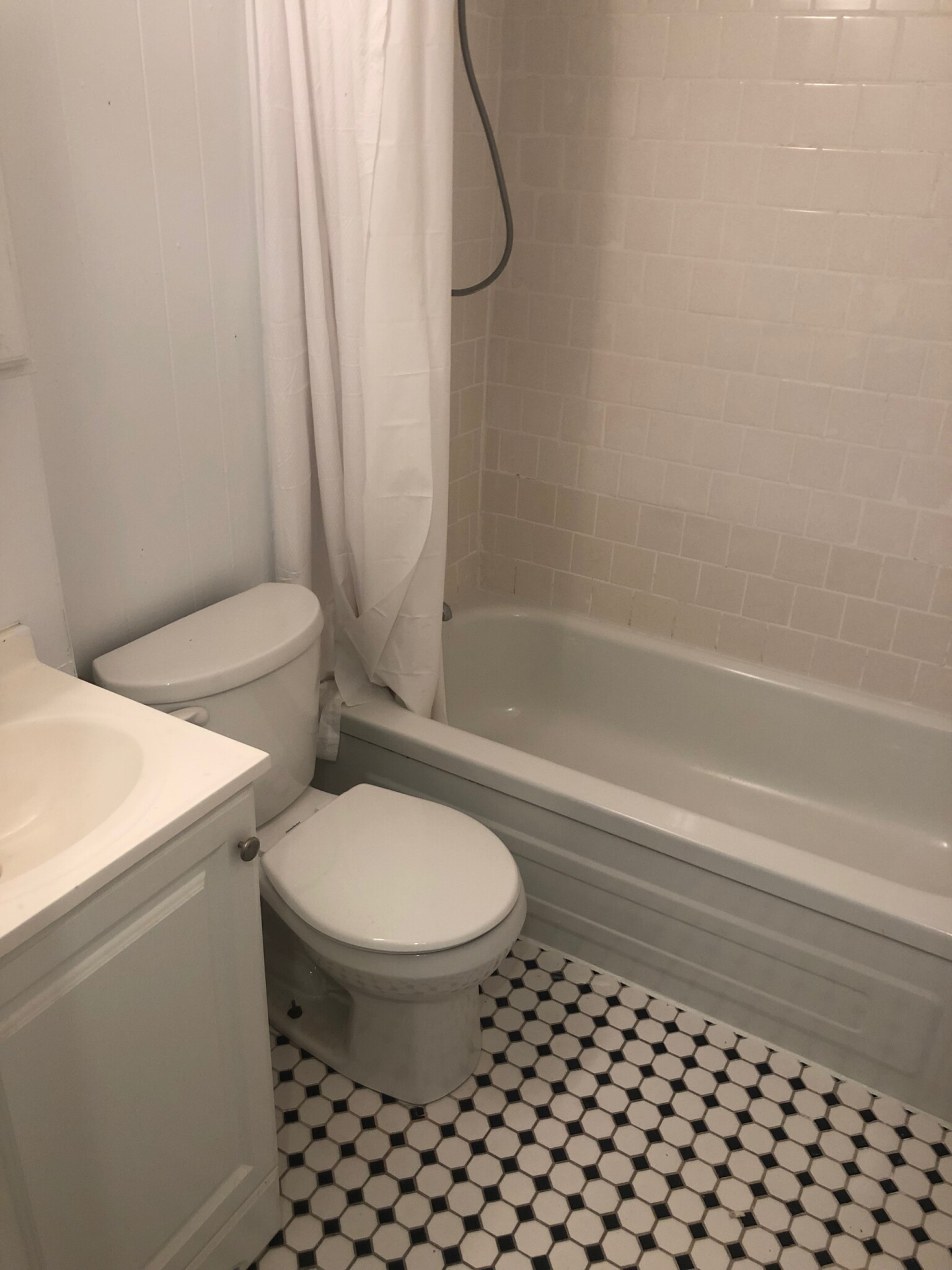 199 Strathmore Rd, Brighton