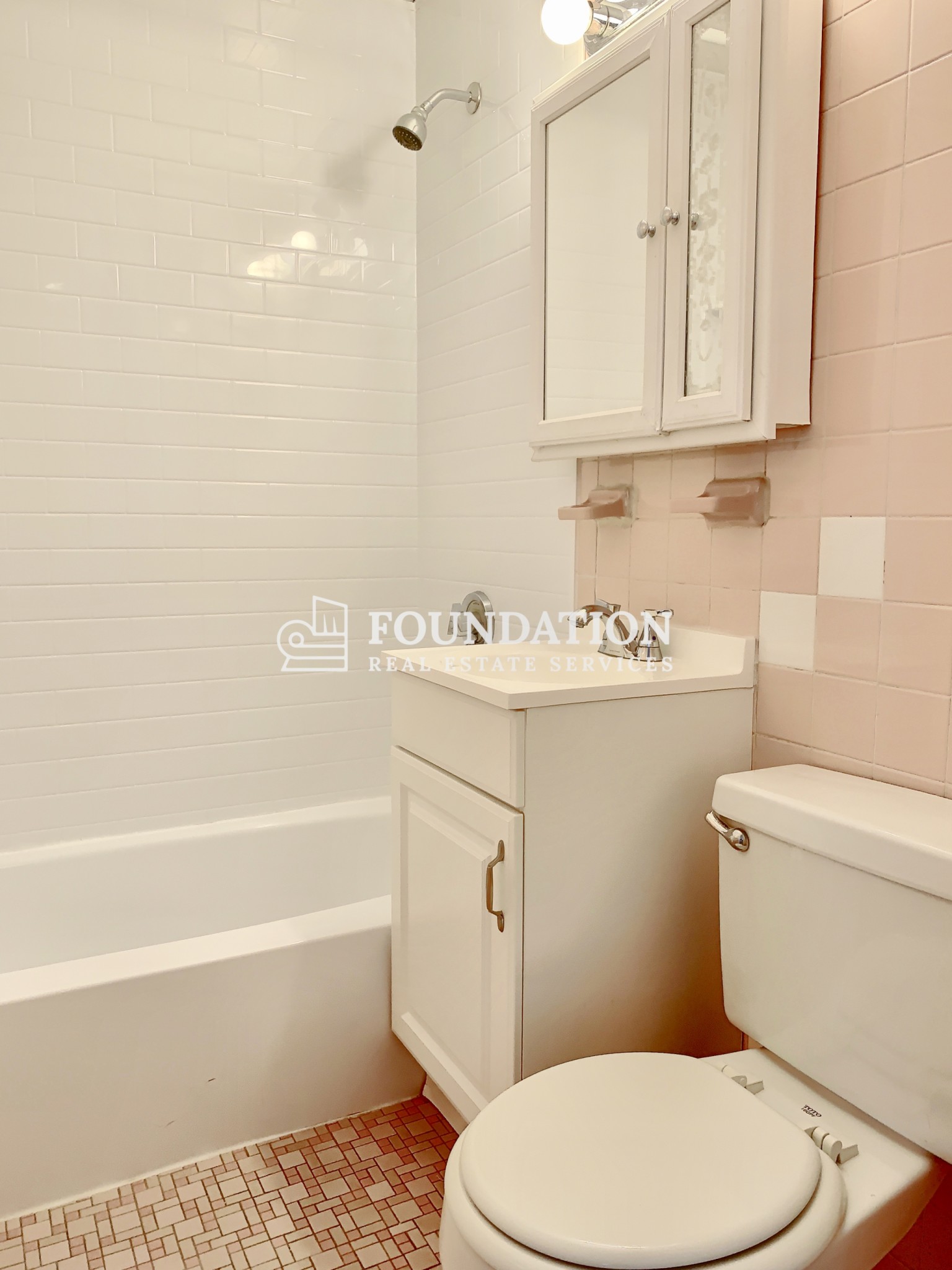 1 bed, 1 bath apartment for rent at 1695 Commonwealth Ave Unit 4, Brighton — photo 7 of 9