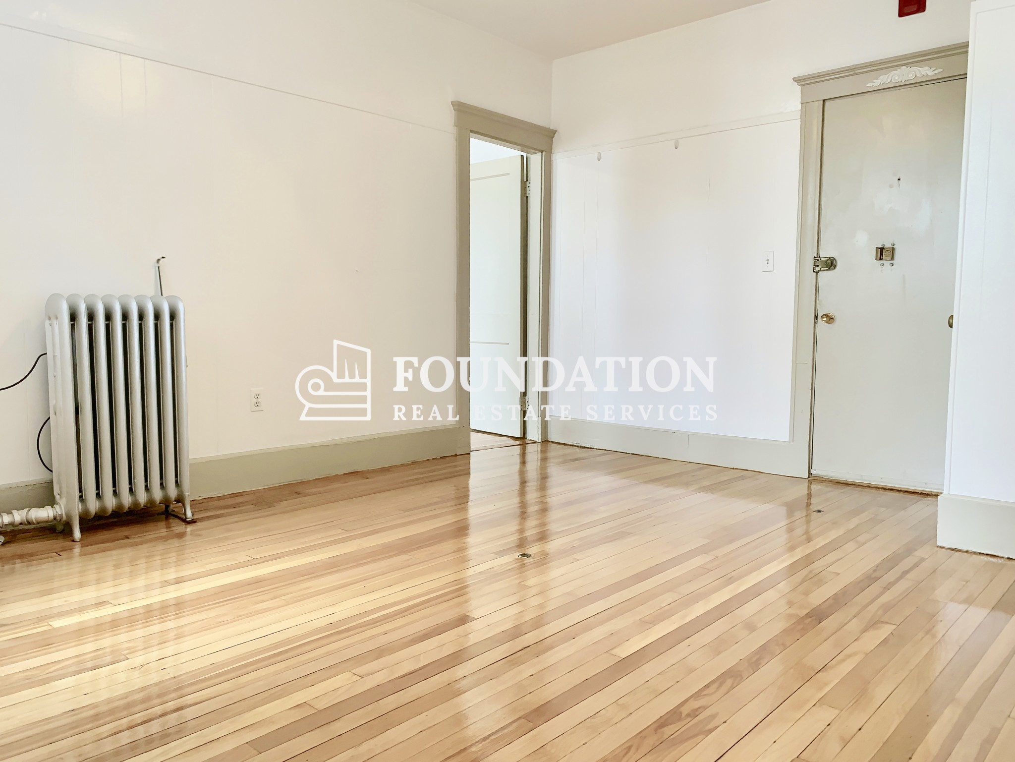 1 bed, 1 bath apartment for rent at 1695 Commonwealth Ave Unit 4, Brighton — photo 4 of 9