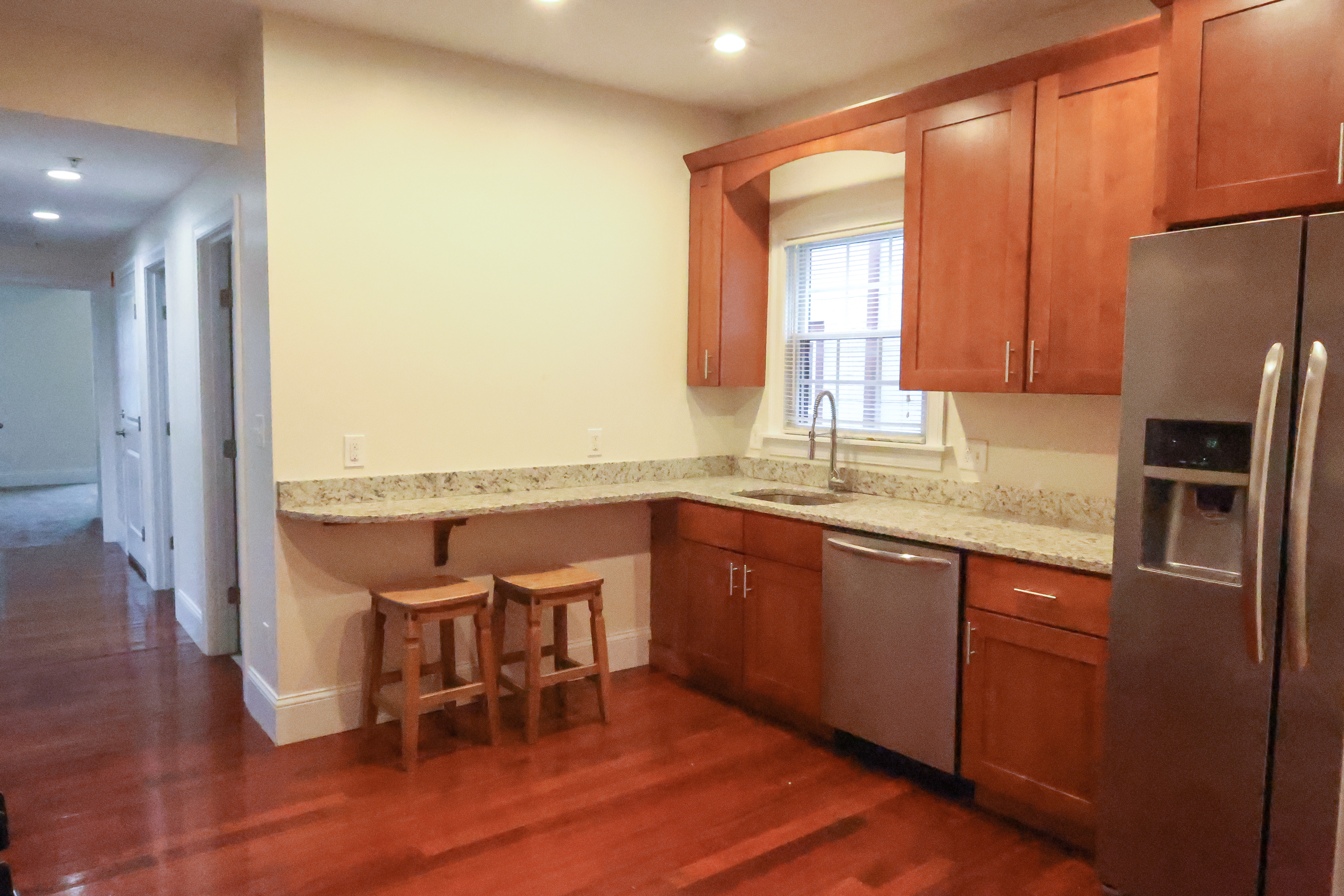 4 bed, 2 bath apartment for rent at 105 Murdock St Unit 2, Brighton — photo 3 of 24