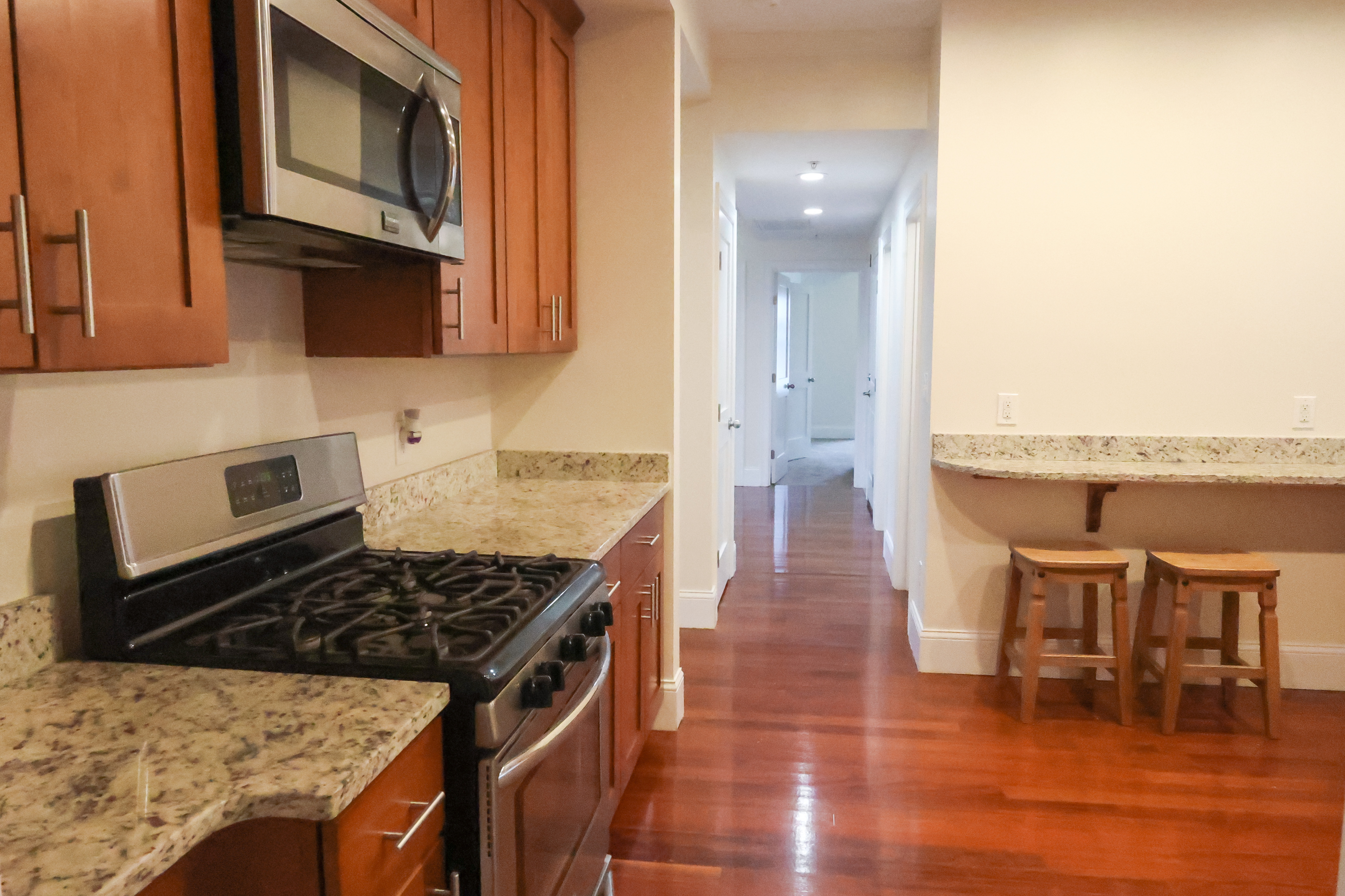 4 bed, 2 bath apartment for rent at 105 Murdock St Unit 2, Brighton — photo 5 of 24