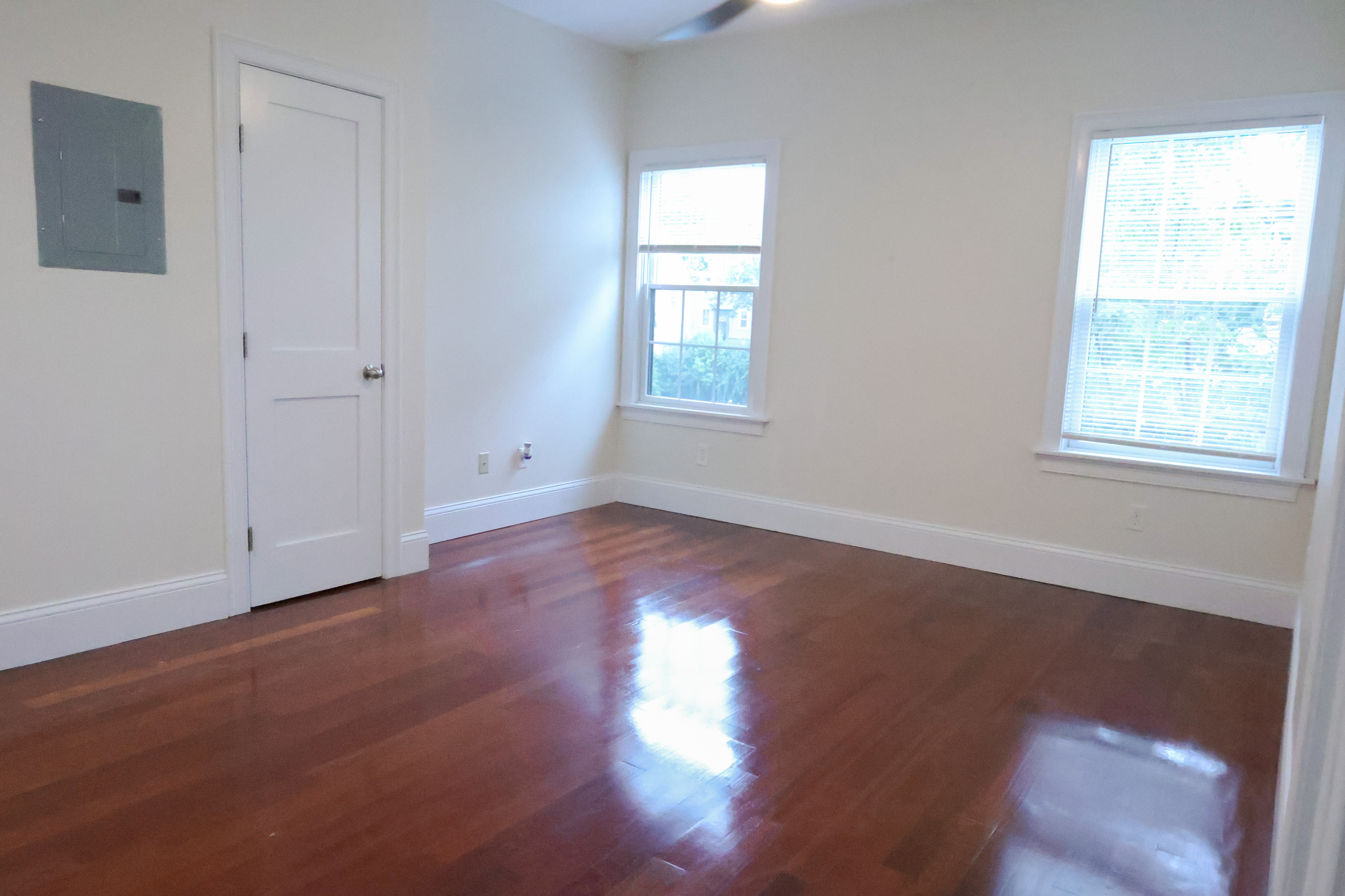 4 bed, 2 bath apartment for rent at 105 Murdock St Unit 2, Brighton — photo 13 of 24