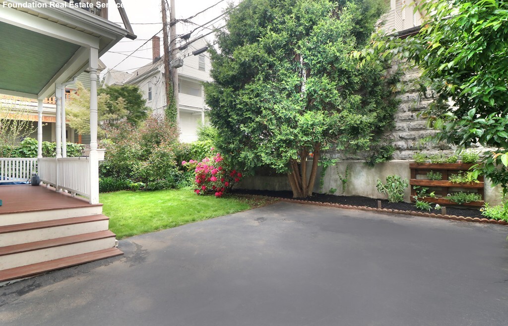 47 Teele Ave, Teele Square