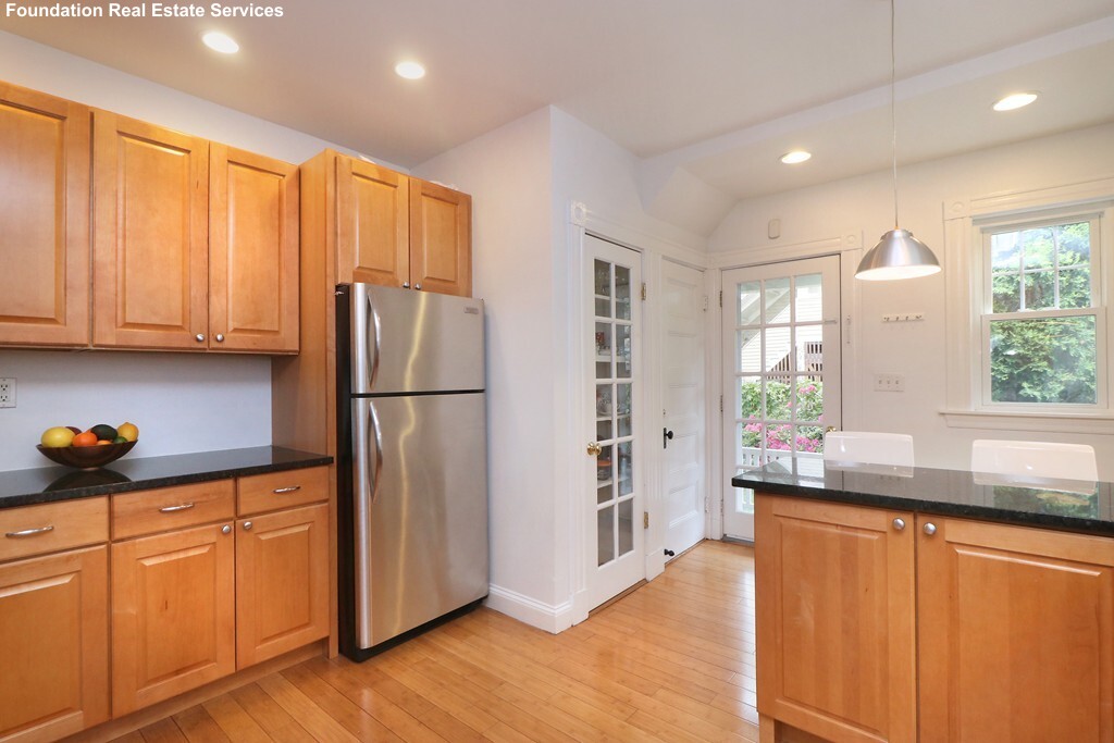 47 Teele Ave, Teele Square