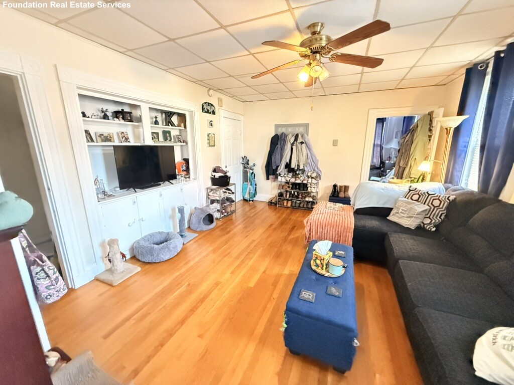https://ygl-photos.s3.us-west-004.backblazeb2.com/7347W684c581072ef0.jpg