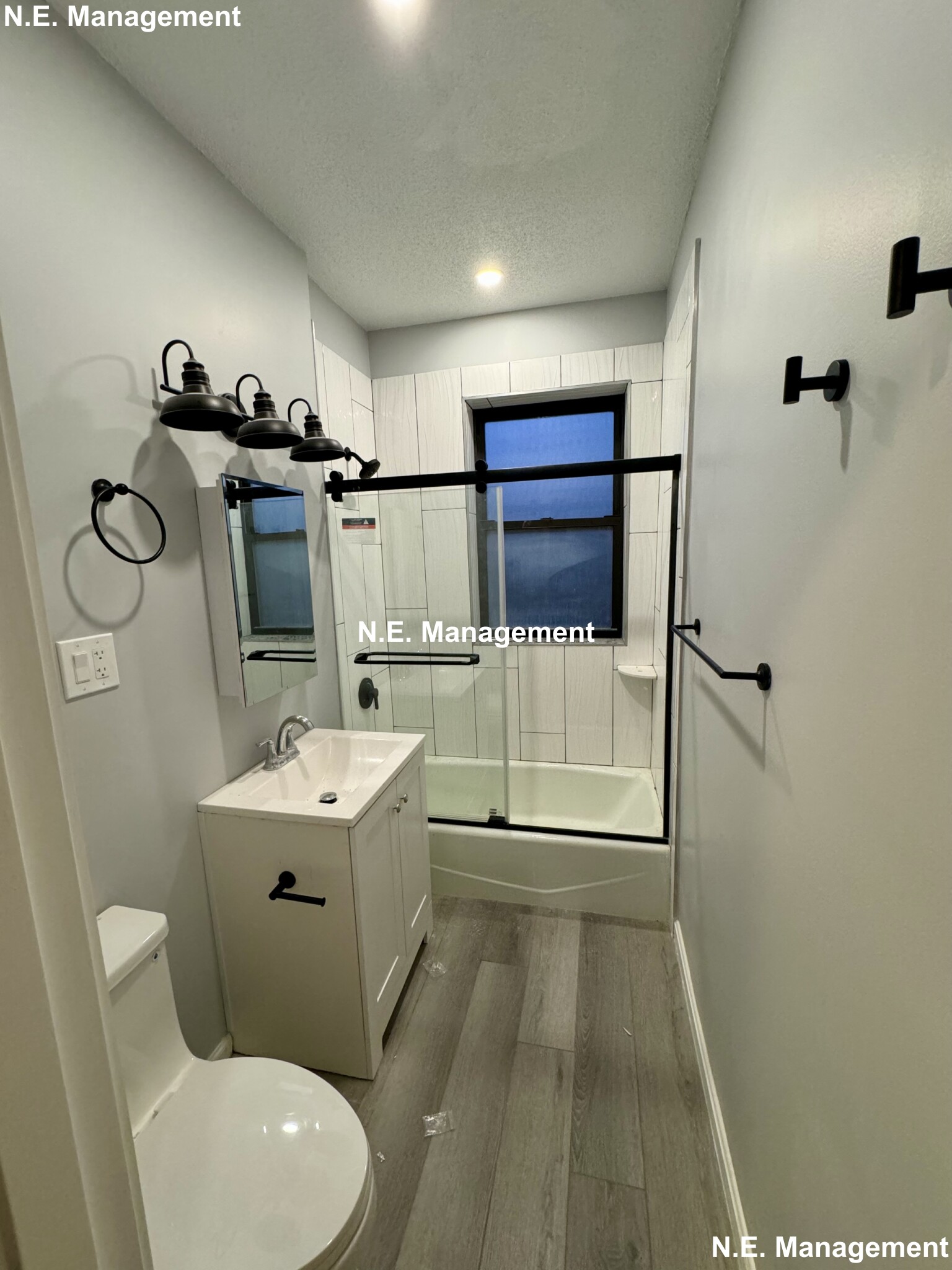 313 Summit Ave, Brighton