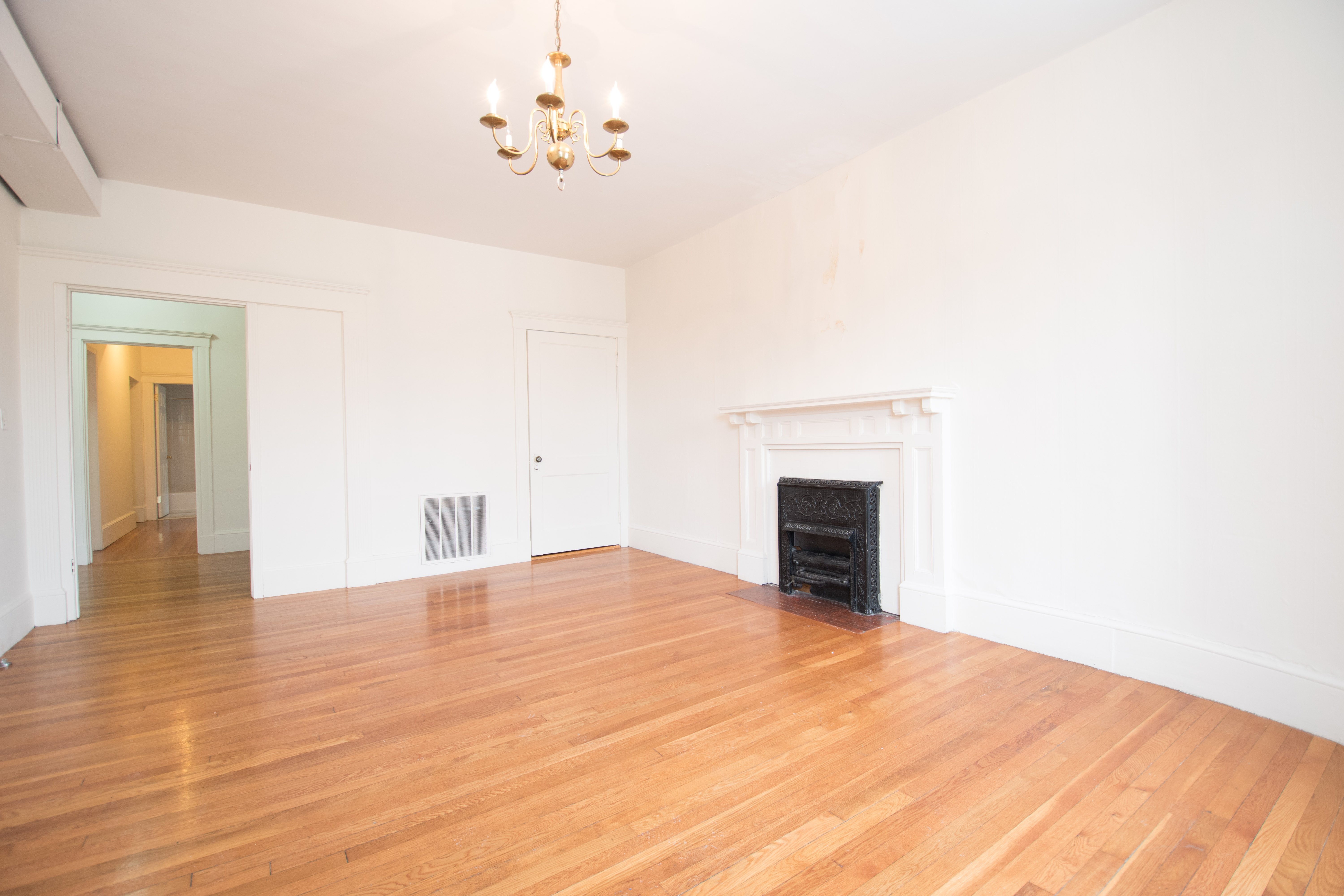 3 bed, 1 bath apartment for rent at 126 Glenville Ave Unit 3, Allston — photo 3 of 11
