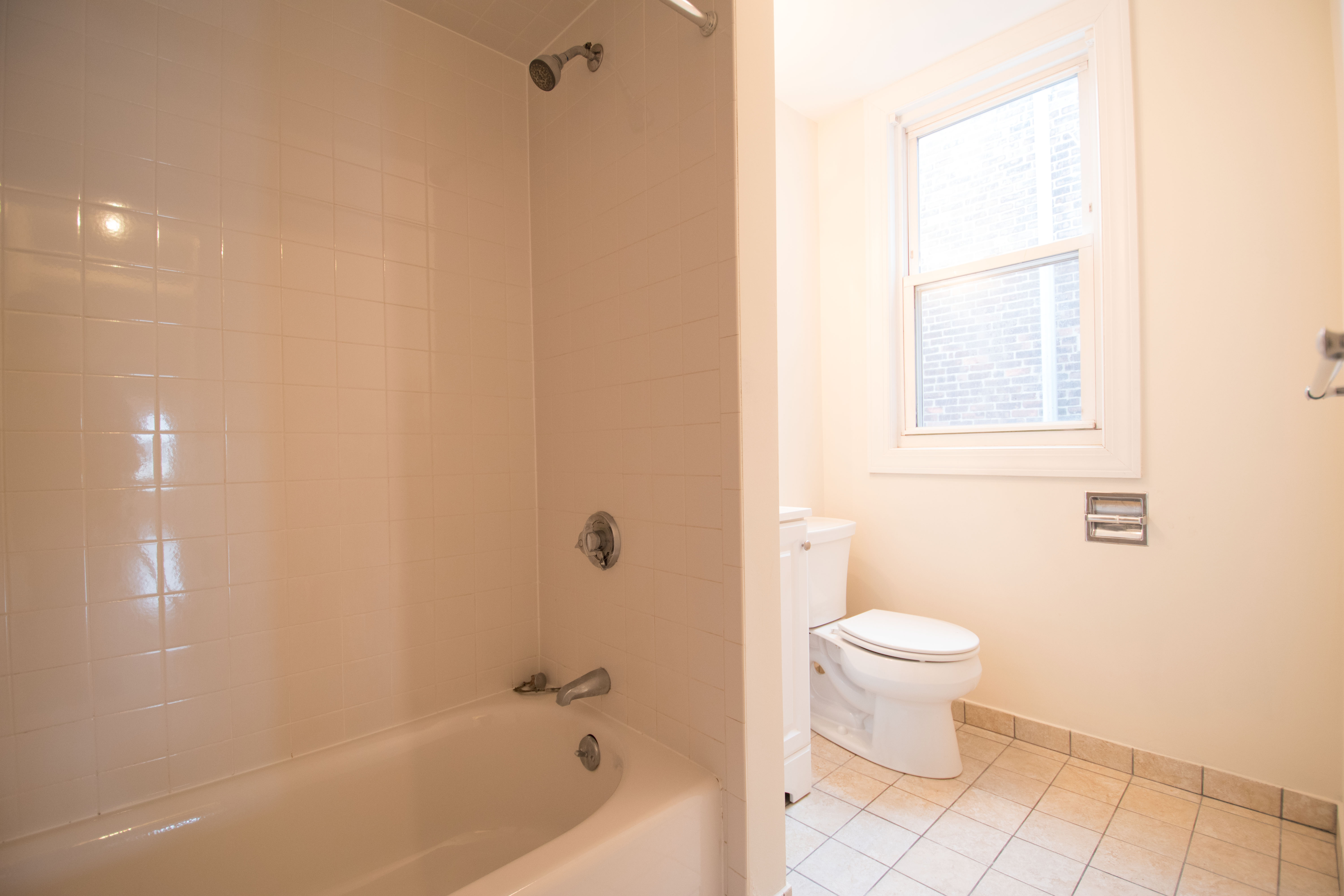 3 bed, 1 bath apartment for rent at 126 Glenville Ave Unit 3, Allston — photo 11 of 11
