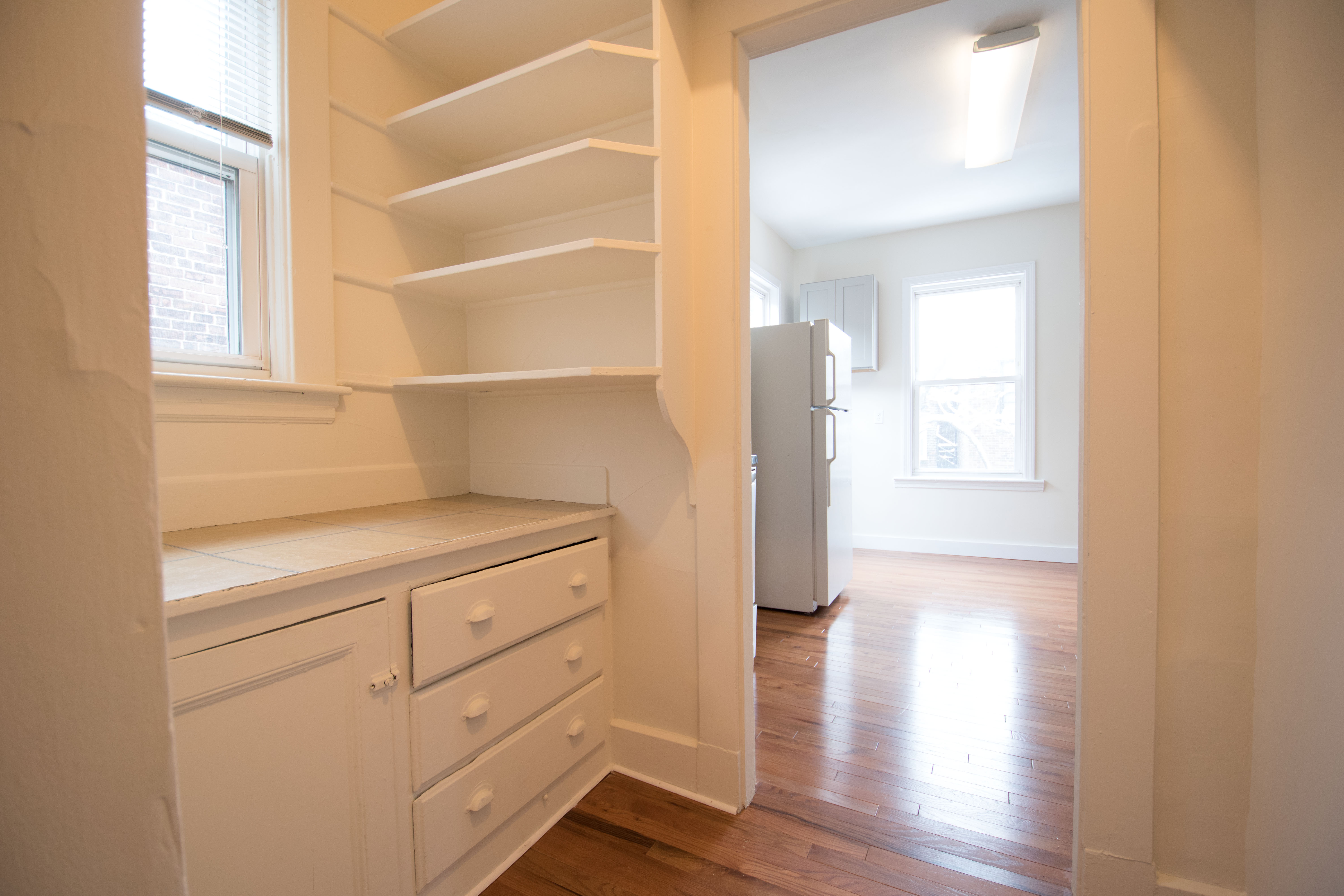3 bed, 1 bath apartment for rent at 126 Glenville Ave Unit 3, Allston — photo 9 of 11